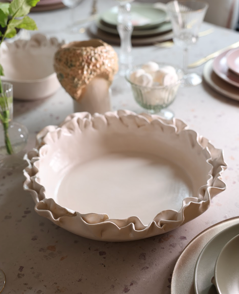 Ruffles Large Serving Dish